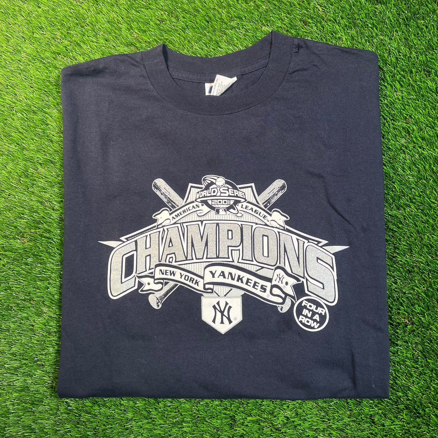 2001 New York Yankees Navy World Series Tee Size XL USED v18838