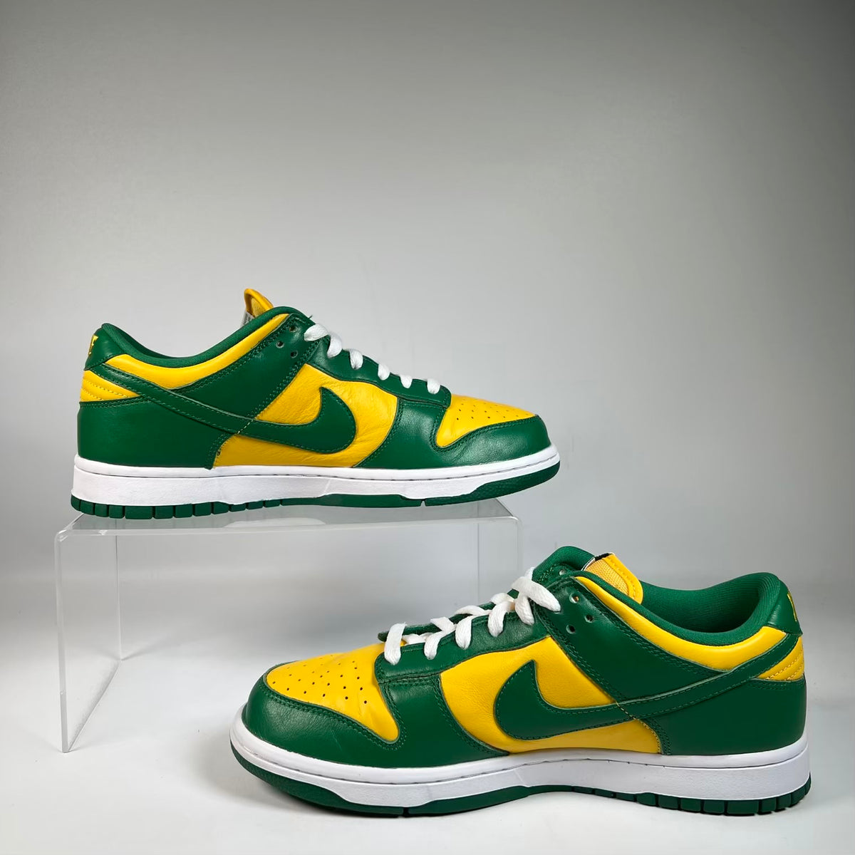 Nike Dunk Low Brazil (2023) Size 9.5 USED s23576