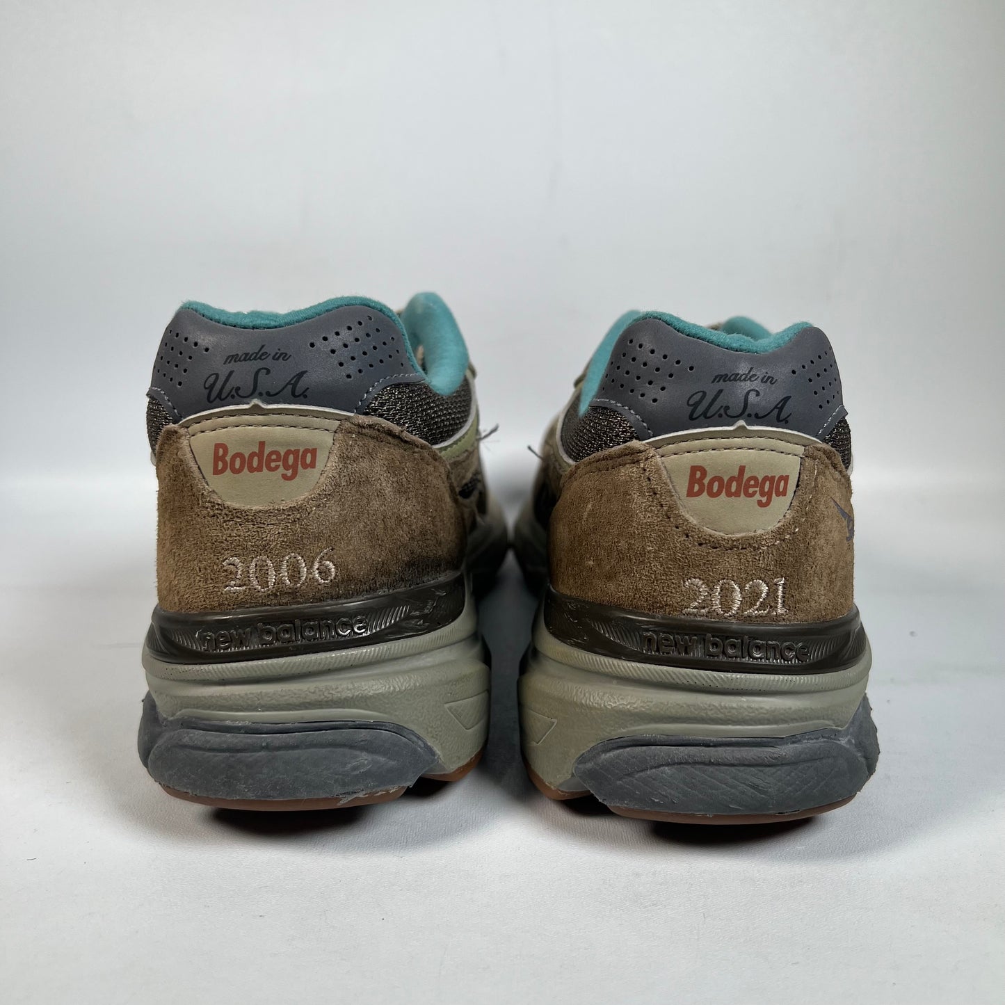 New Balance 990v3 Bodega Here To Stay (2021) Size 8.5 USED s22242