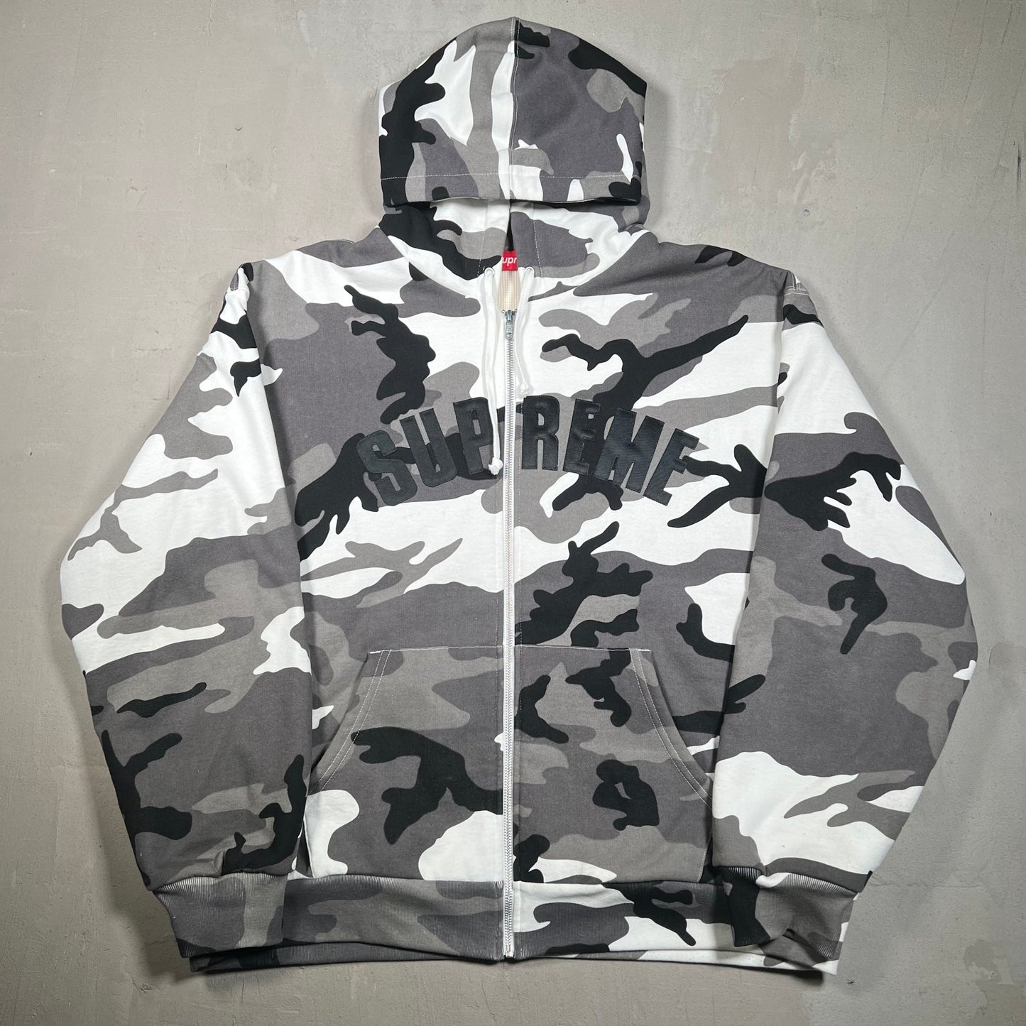 Supreme Arc Thermal Lined Zip Up Hooded Sweatshirt Snow Camo (2025) Size XL USED x17027