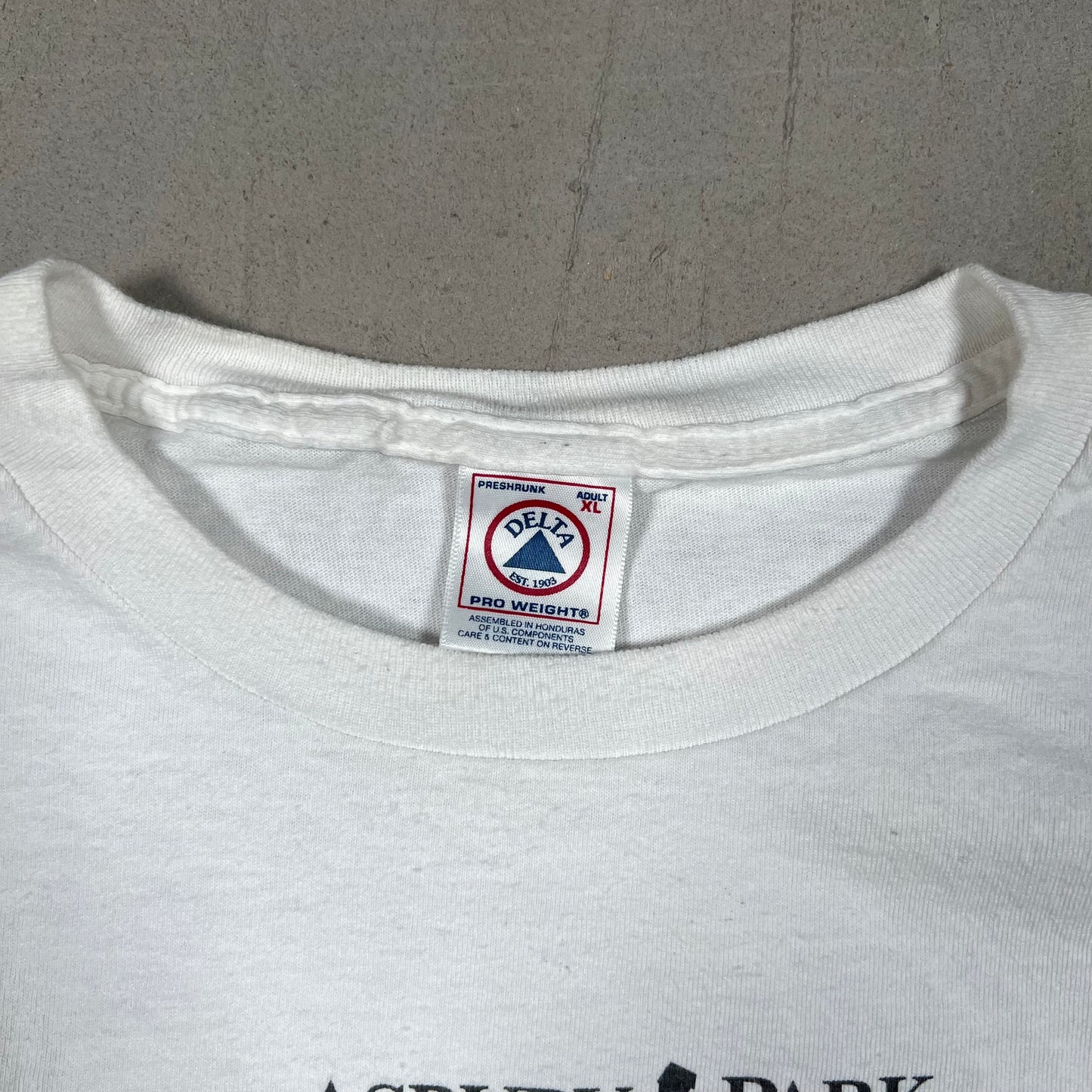 1998 Asbury Press Yankees "Champs" White Tee Size XL USED v19103