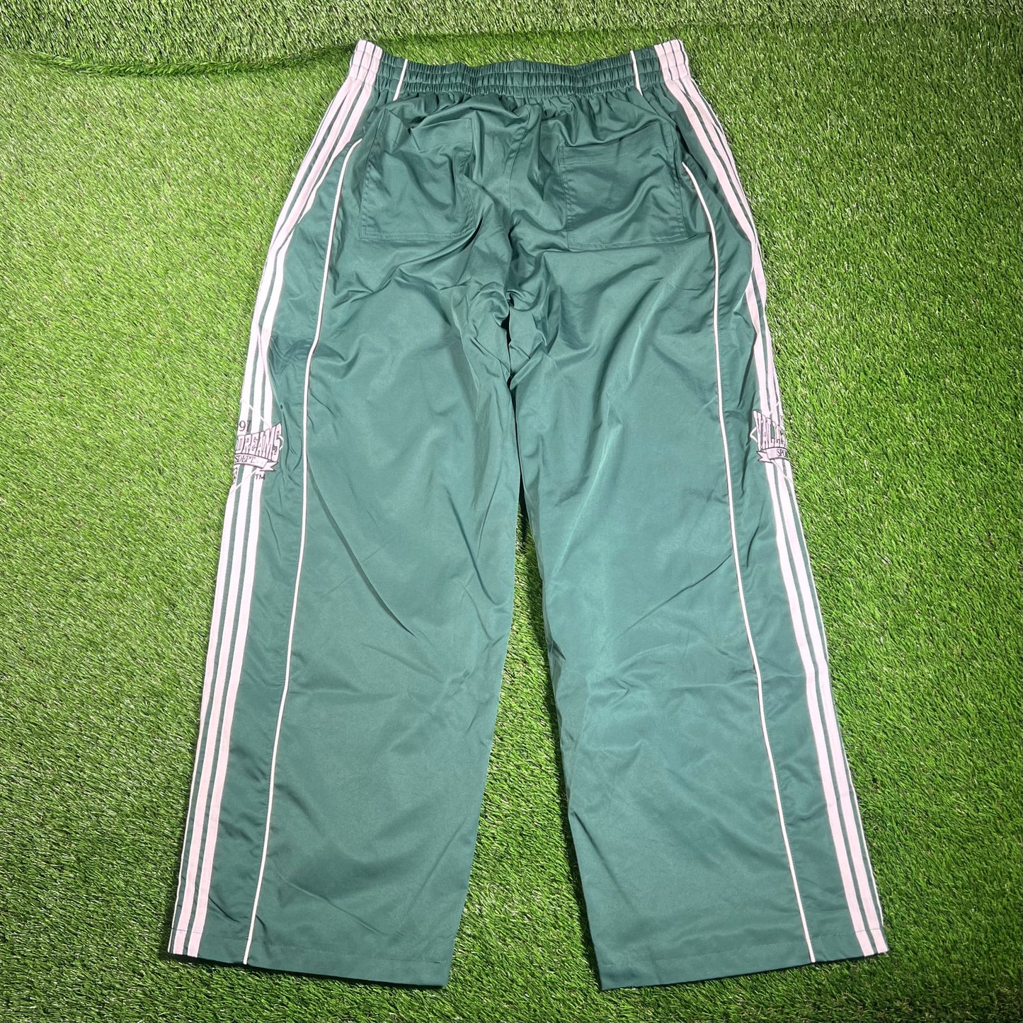 Vale Valley Dreams Green Track Pants SIze XL NEW x16009