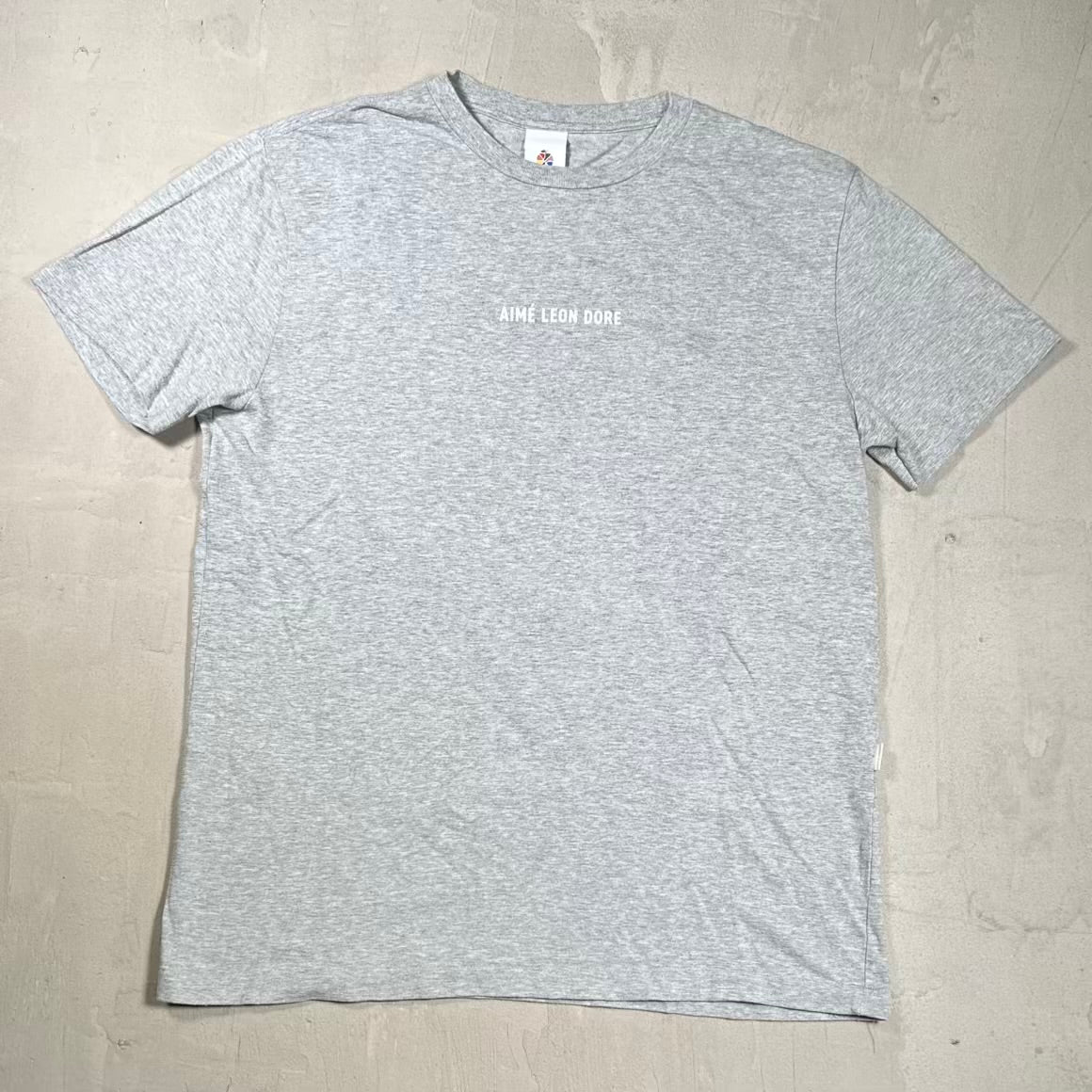 ALD Aime Leon Dore Simple White Spellout Grey Tee Size Large USED x18602