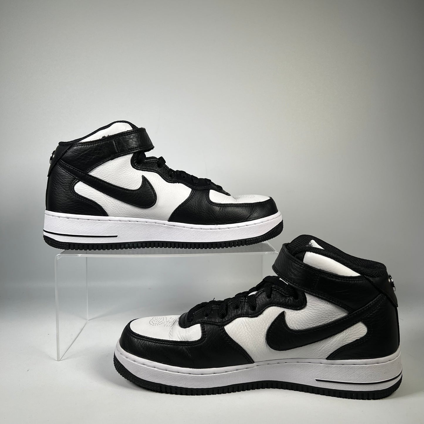 Nike Air Force One Mid Stussy Light Bone Black (2022) Size 9.5 USED S19784