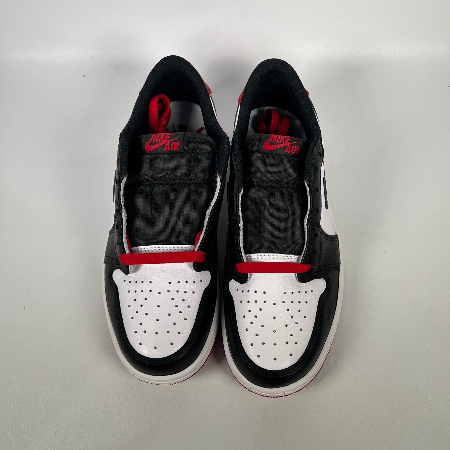 Jordan 1 Low Black Toe (2023) Size 8.5 NEW s18656