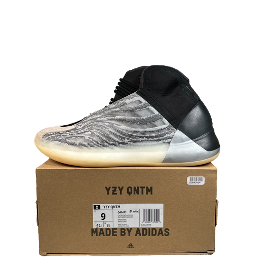 Yeezy QNTM Lifestlye Model (2020) Size 9 USED s22132