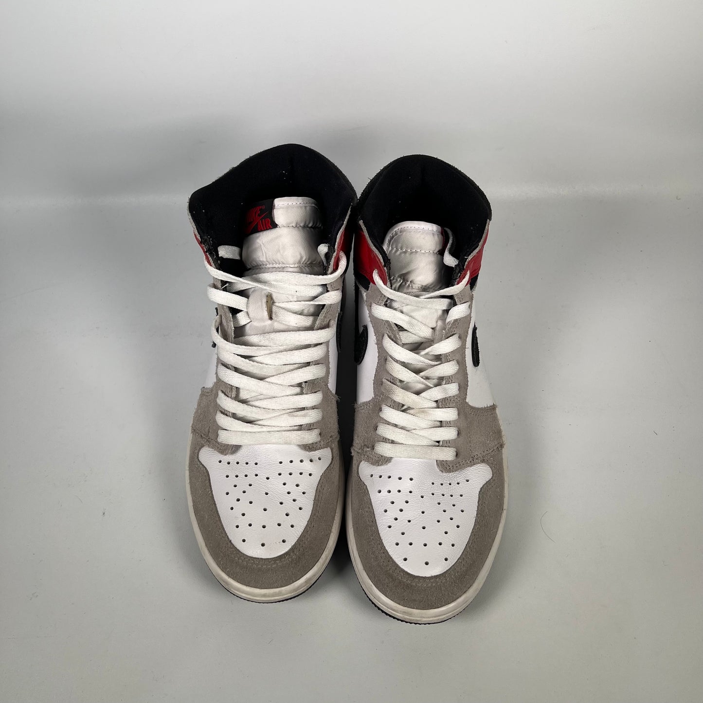 Jordan 1 High Light Smoke Grey (2020) Size 9.5 USED s18752
