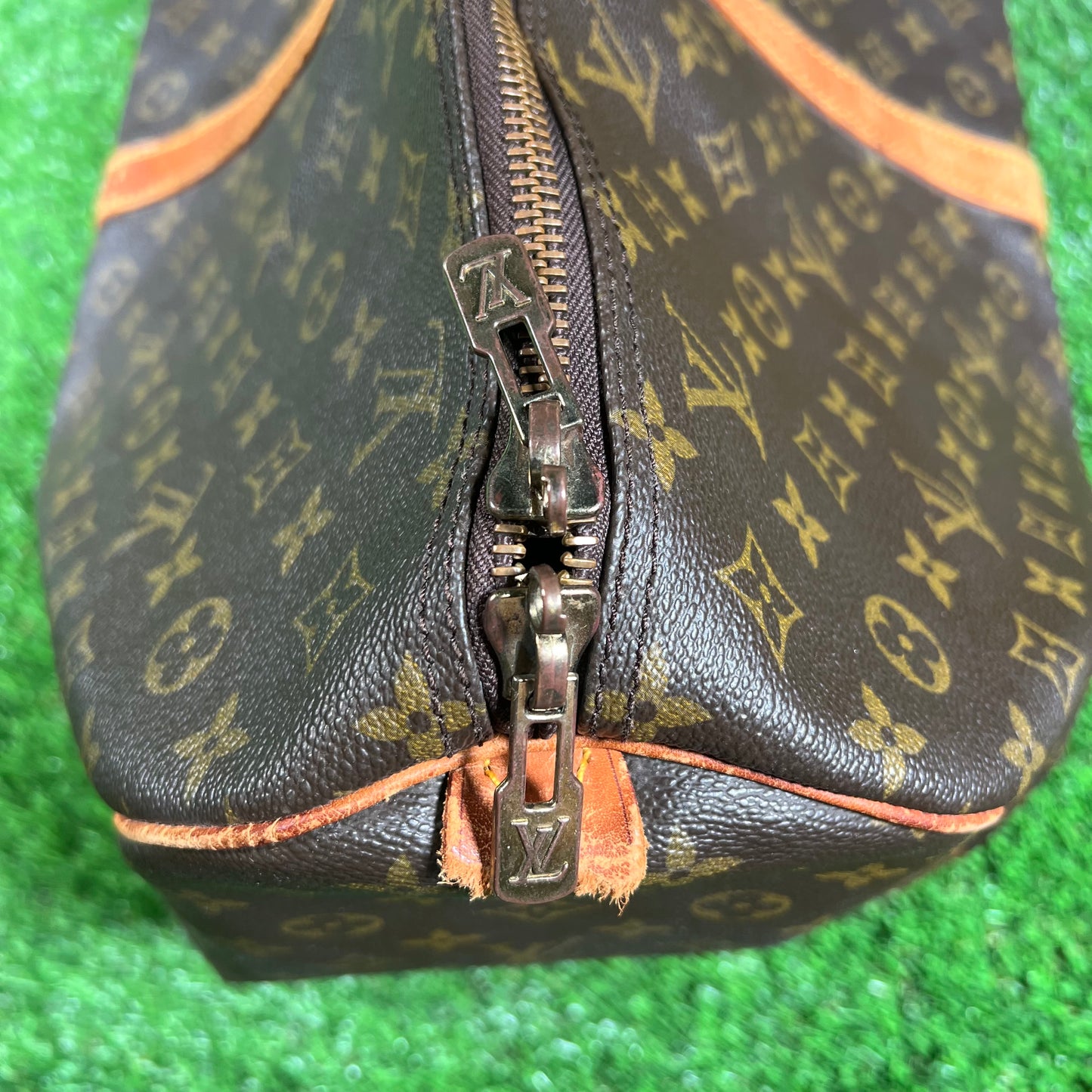 1990s Louis Vuitton Keepall Monogram Brown Duffle Bag USED x15436