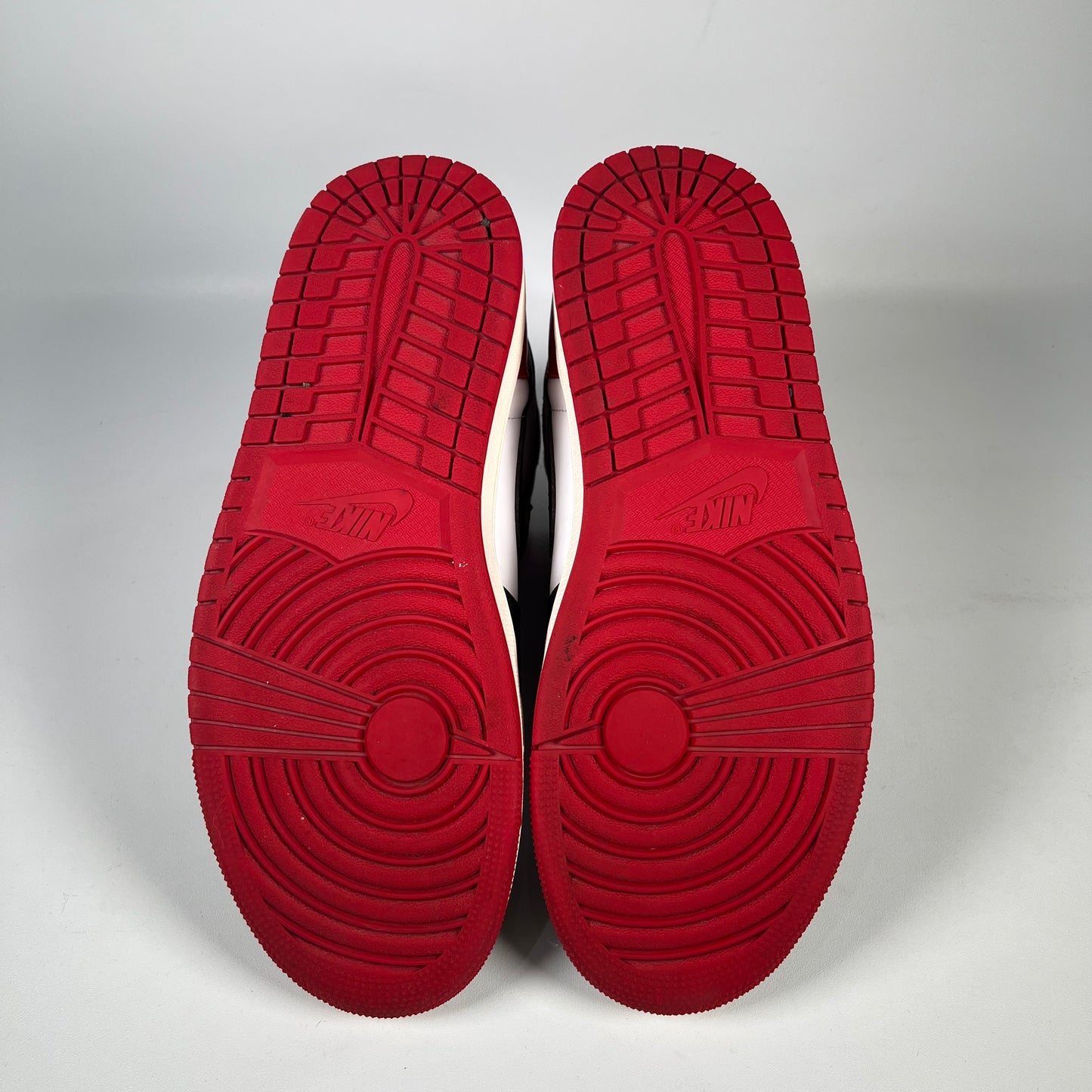 Jordan 1 Black Toe Reimagined (2025) Size 9.5 USED s20075