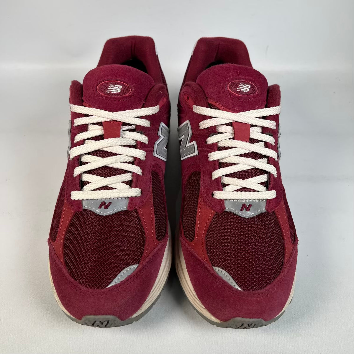 New Balance 2002R Bordeaux (2022) Size 8.5 USED s23433