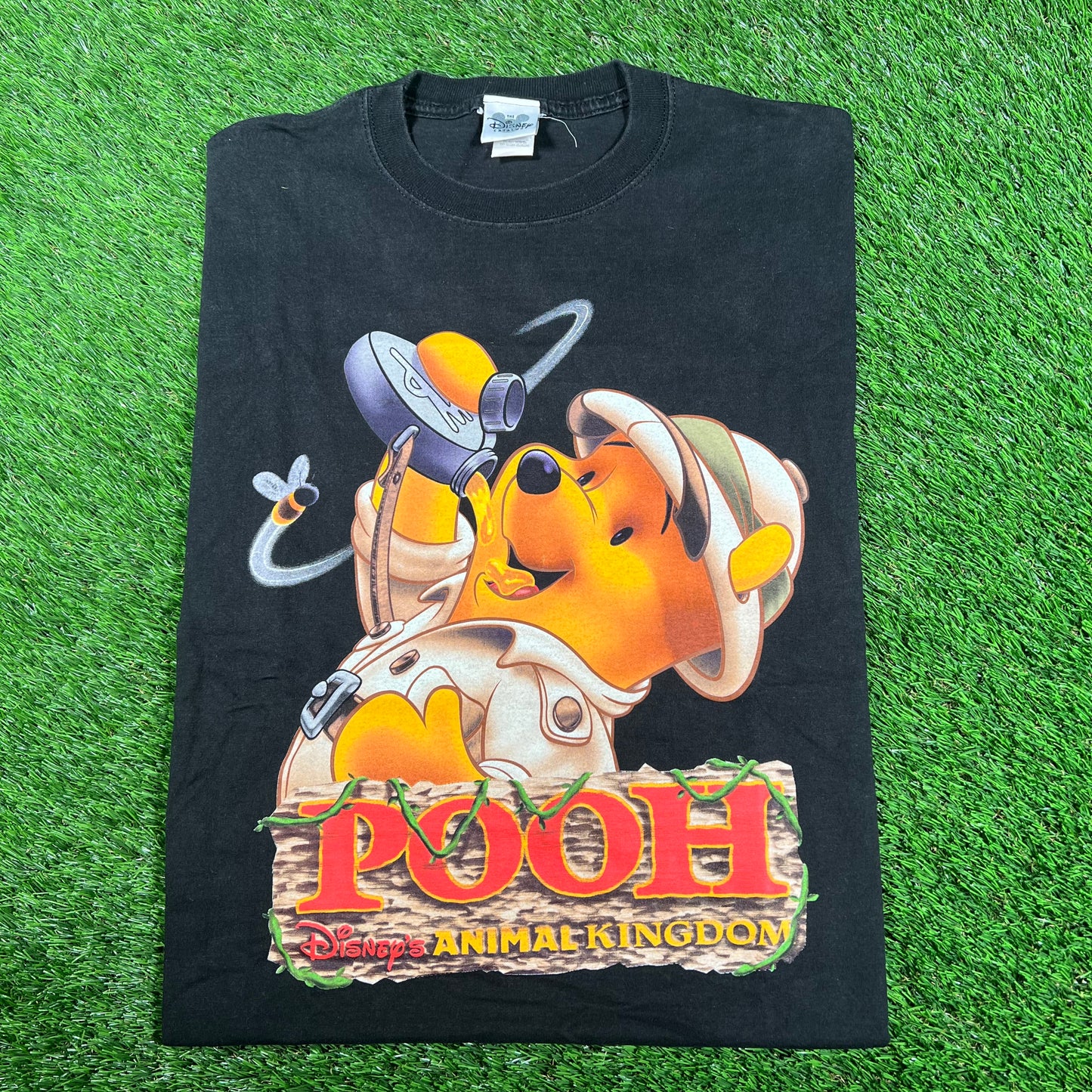Y2K Winnie The Pooh Animal Kingdom Black Tee Size Medium USED v18042