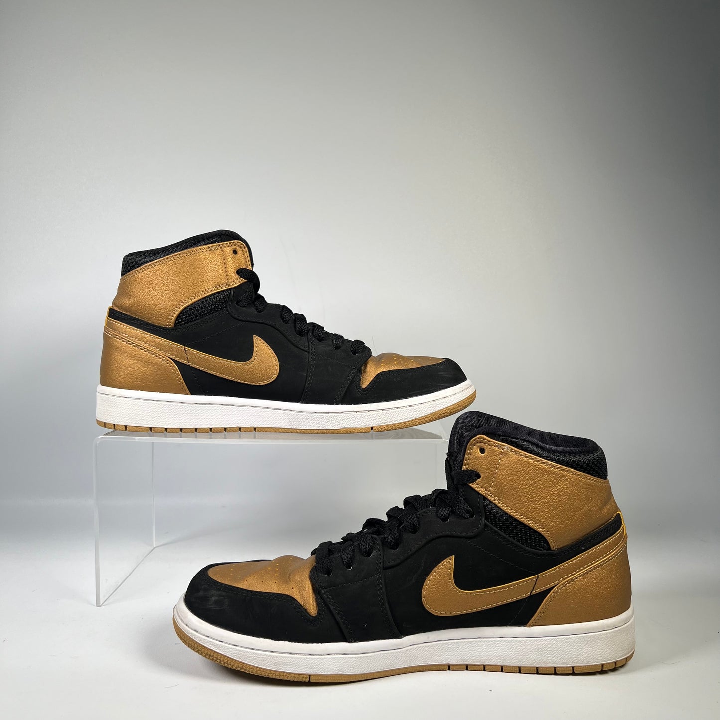 Jordan 1 High Melo PE (2014) Size 9 USED s20390