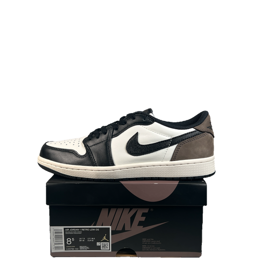 Jordan 1 Low Mocha (2024) Size 8.5 USED s23036