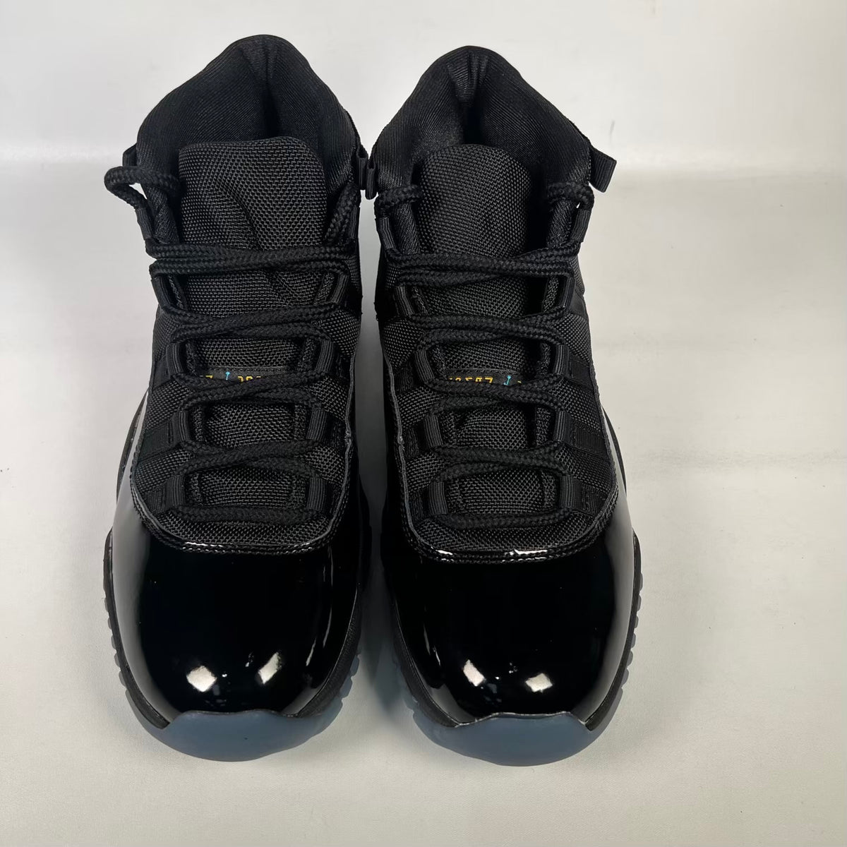 Jordan 11 Gamma (2025) Size 8.5 USED s23678