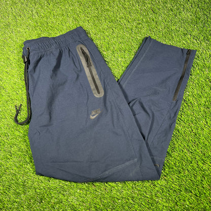 Nike Navy Nylon Windbreaker Pants Size Large USED v16991