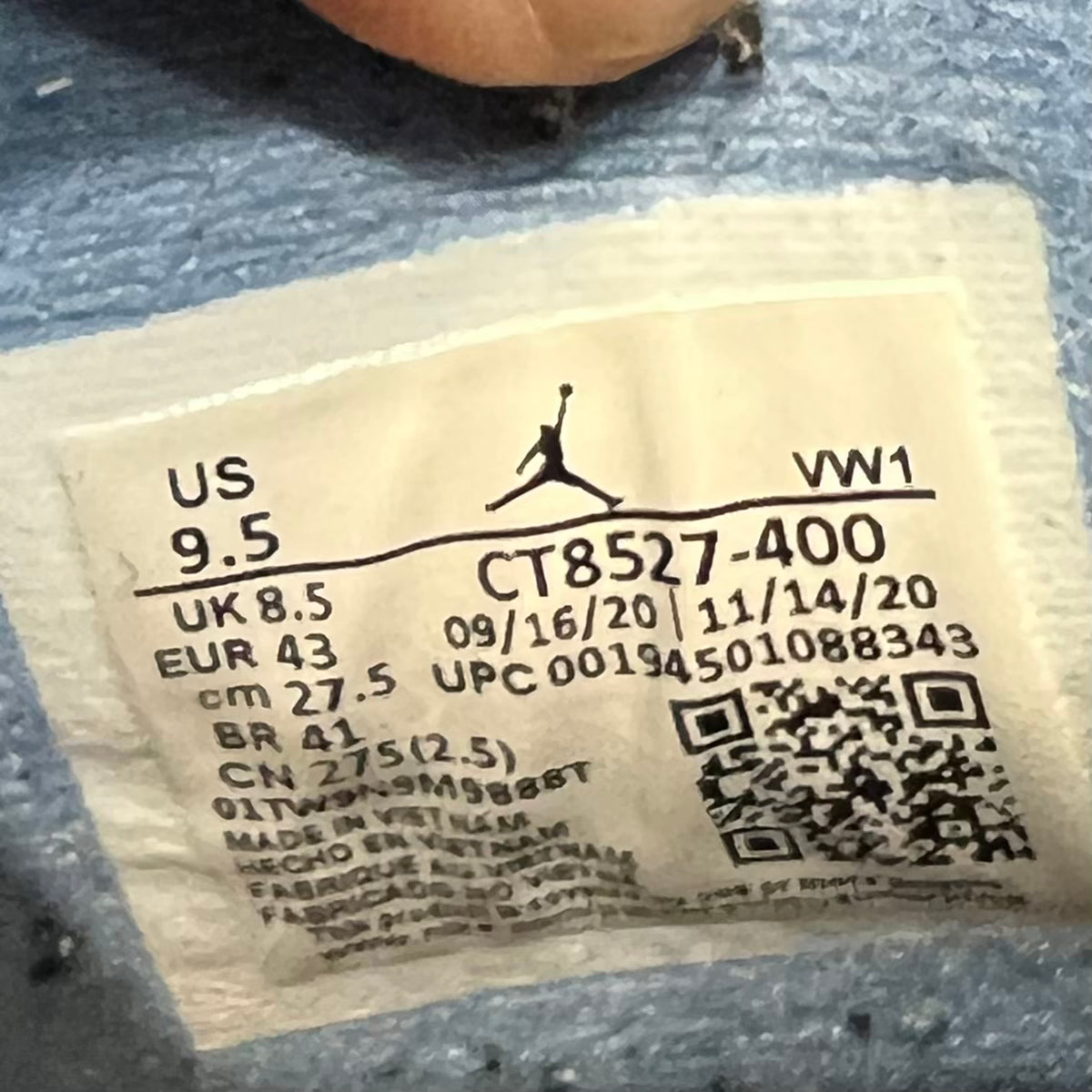 Jordan 4 University Blue (2021) Size 9.5 USED s23356