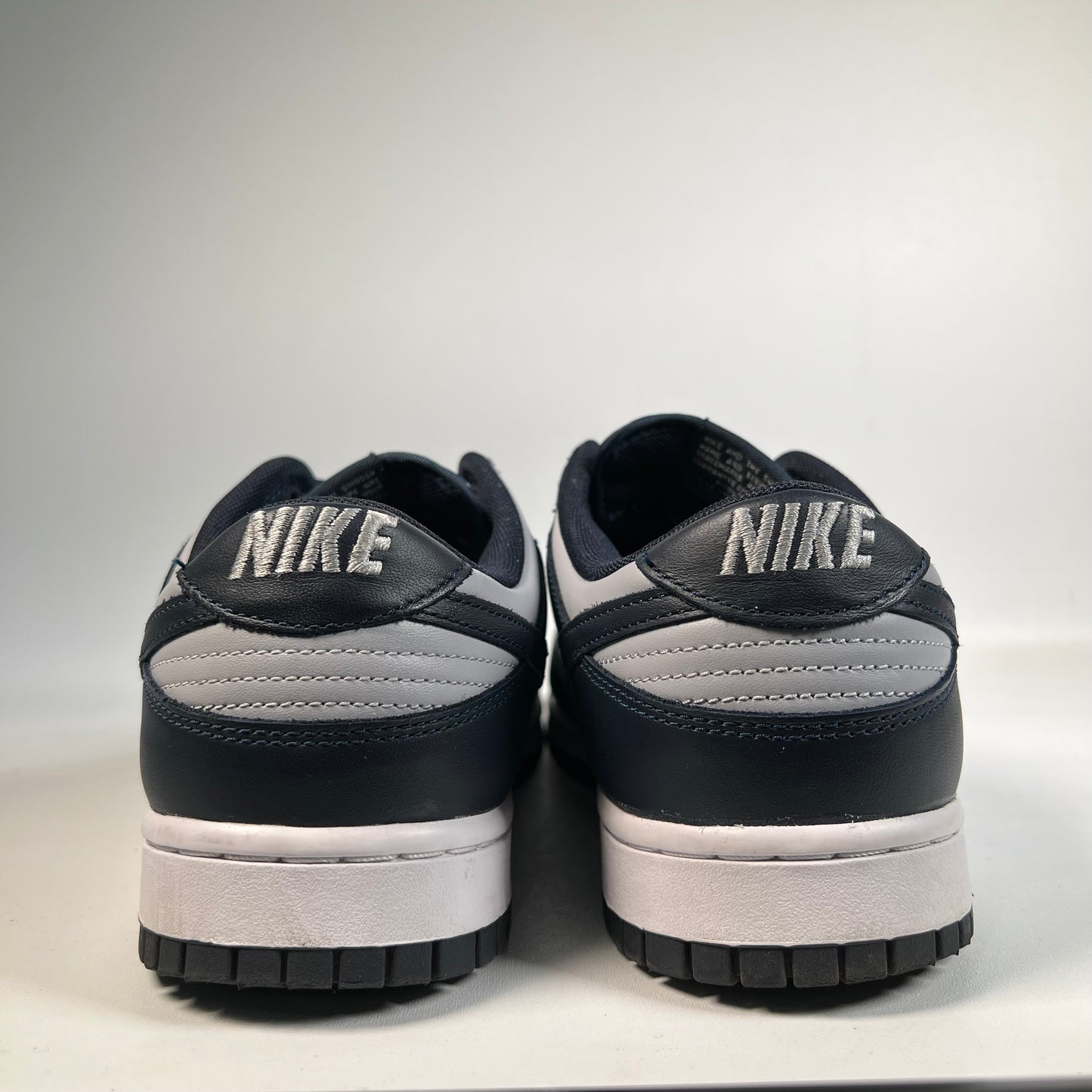 Nike Dunk Low Georgetown (2021) Size 10 USED s22290