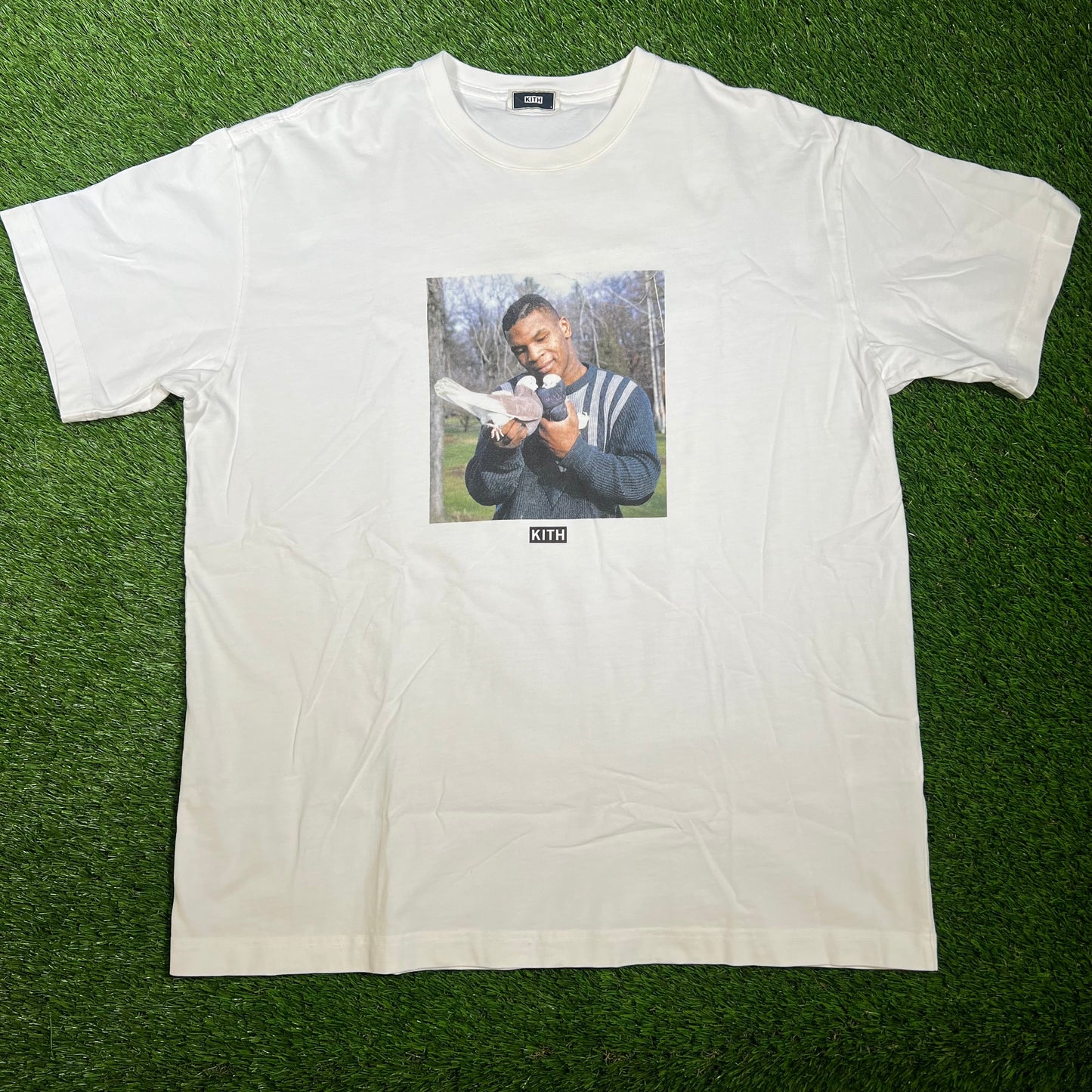Kith Mike Tyson White Tee Size Large USED x14116