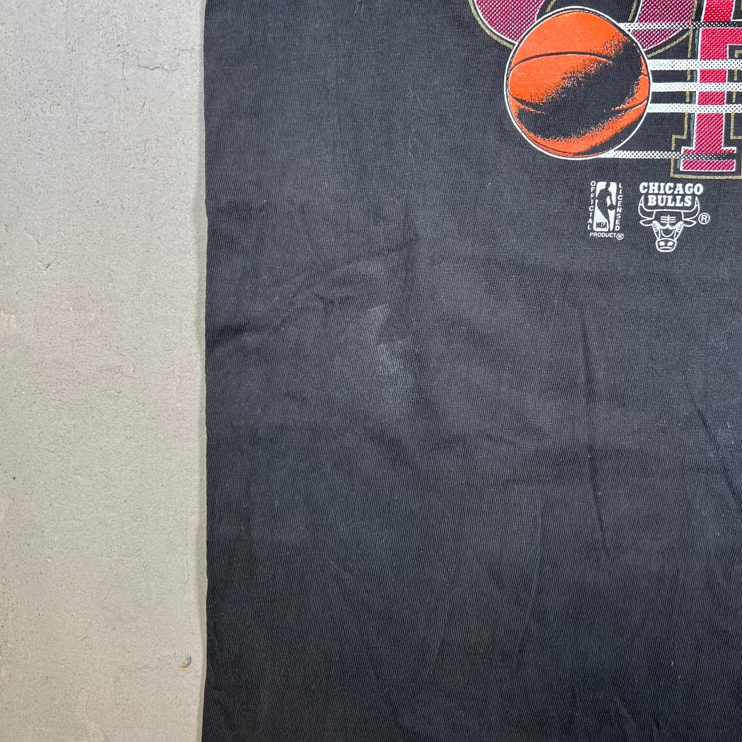 1993 Chicago Bulls 3 Peat Champs Black Tee Size XL USED v19244