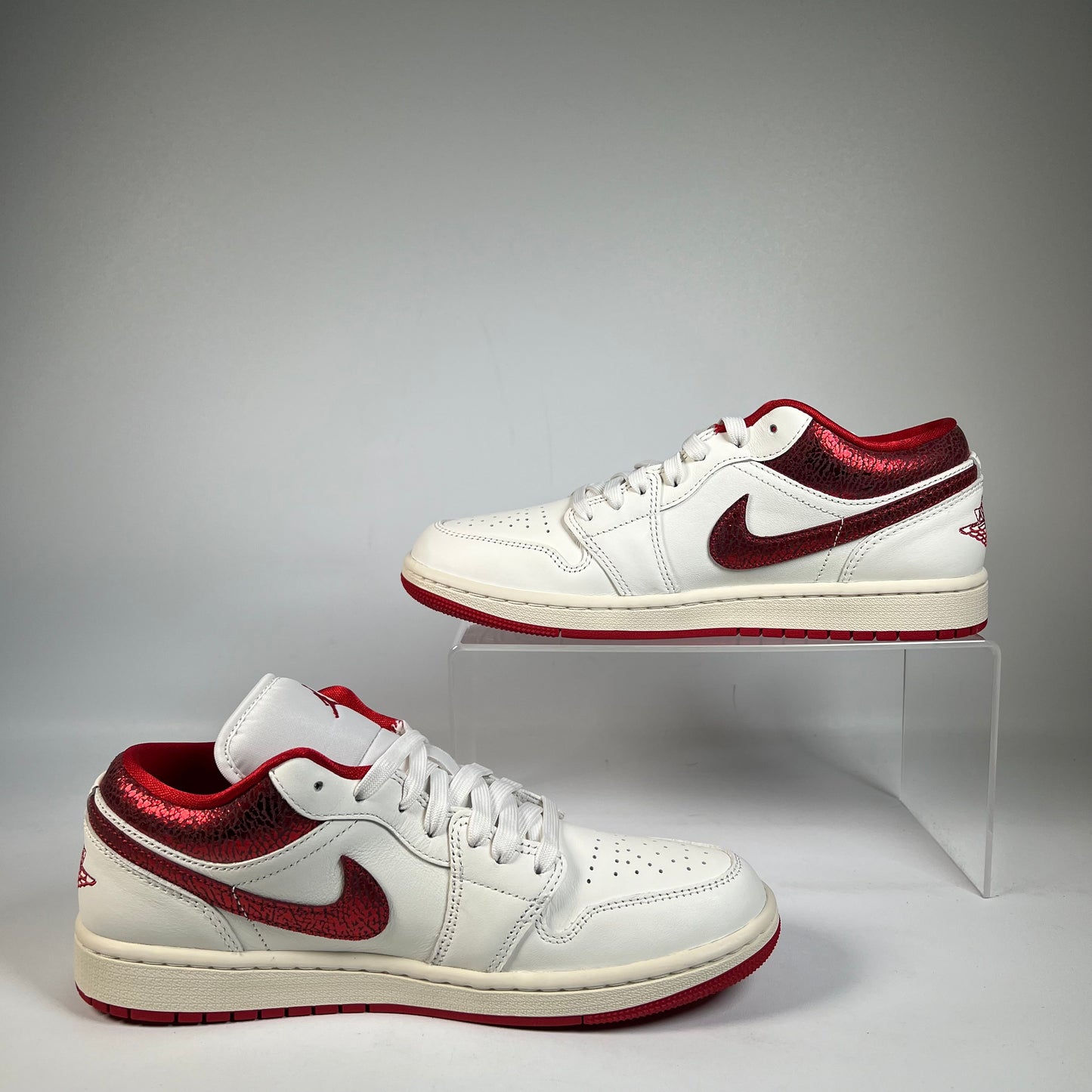 Jordan 1 Low Ruby (2024) Size 8.5M/10W NEW s22205