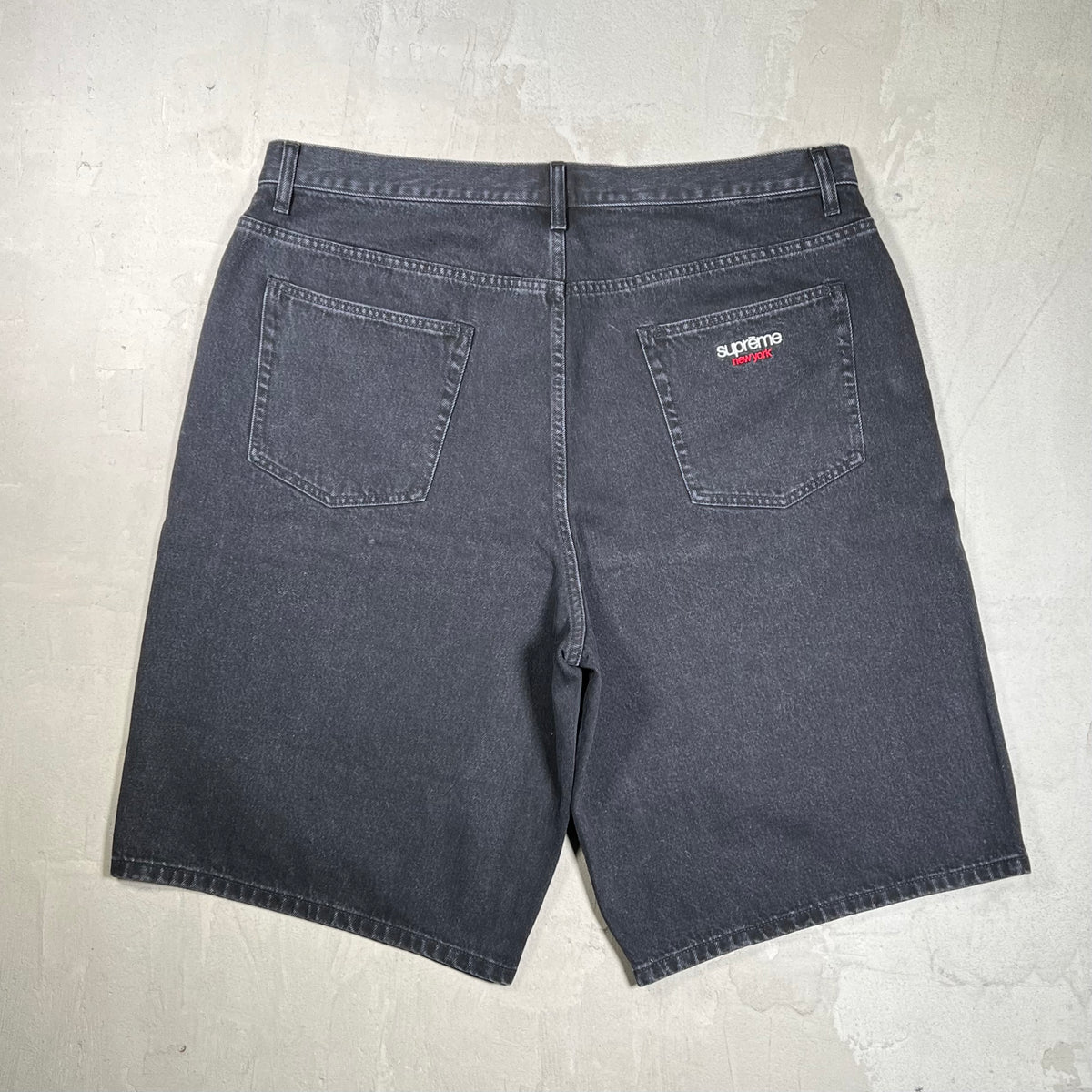 Supreme Baggy Black Denim Shorts (2024) Size 38 USED x18781