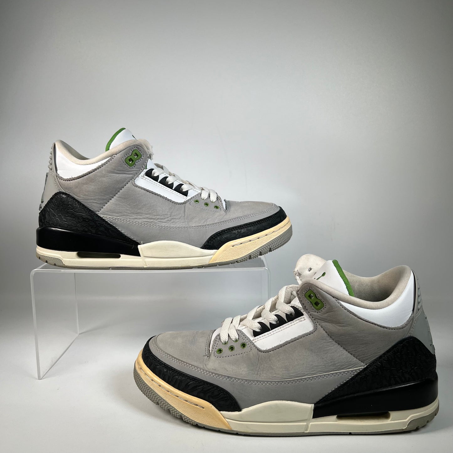 Jordan 3 Chlorophyll (2018) Size 9 USED s22514