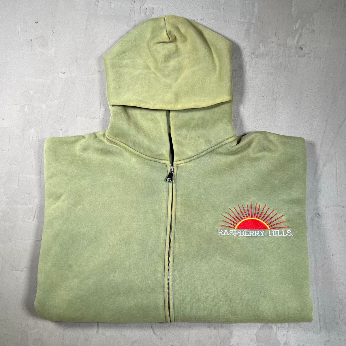 GV Gallery Raspberry Hills Casamigos Sage Green Hoodie Size Large USED x18675