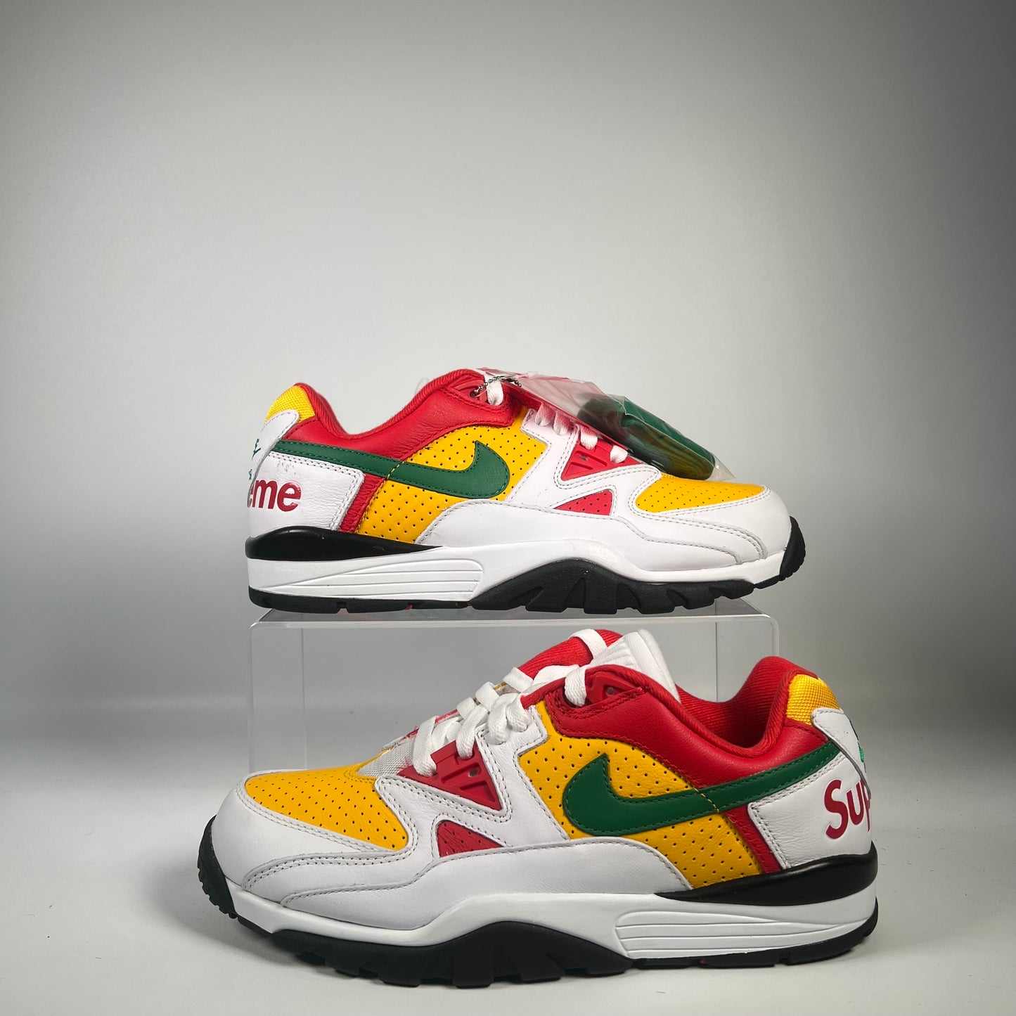 Nike Cross Trainer Low Supreme White Yellow Red (2021) Size 9.5 NEW s20388