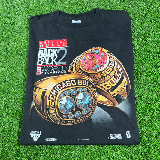 1992 Chicago Bulls Back 2 Back Champs Rings Salem Tag Black Tee Size XL USED v16737