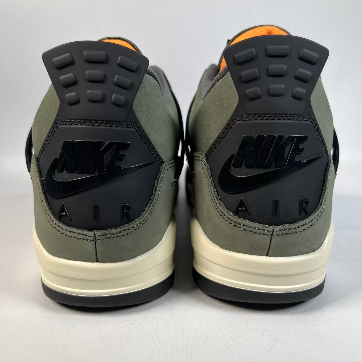 Jordan 4 Undefeated (2025) Size 11 NEW S23443