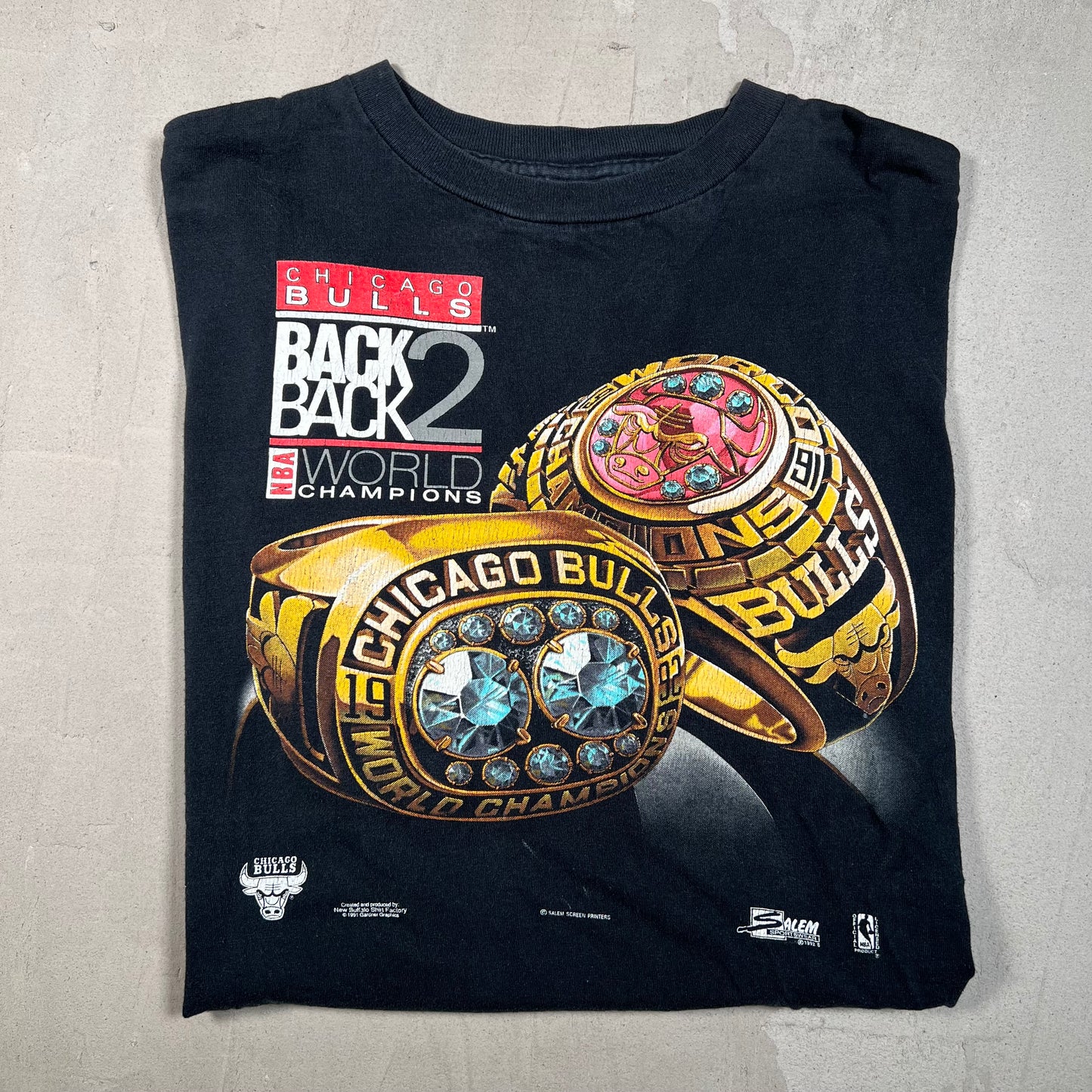1992 Chicago Bulls Back to Back Champs Black Tee Size XL USED v16115