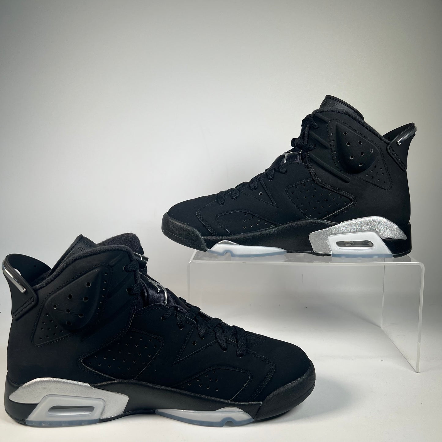 Jordan 6 Chrome (2022) Size 9 NEW s22394
