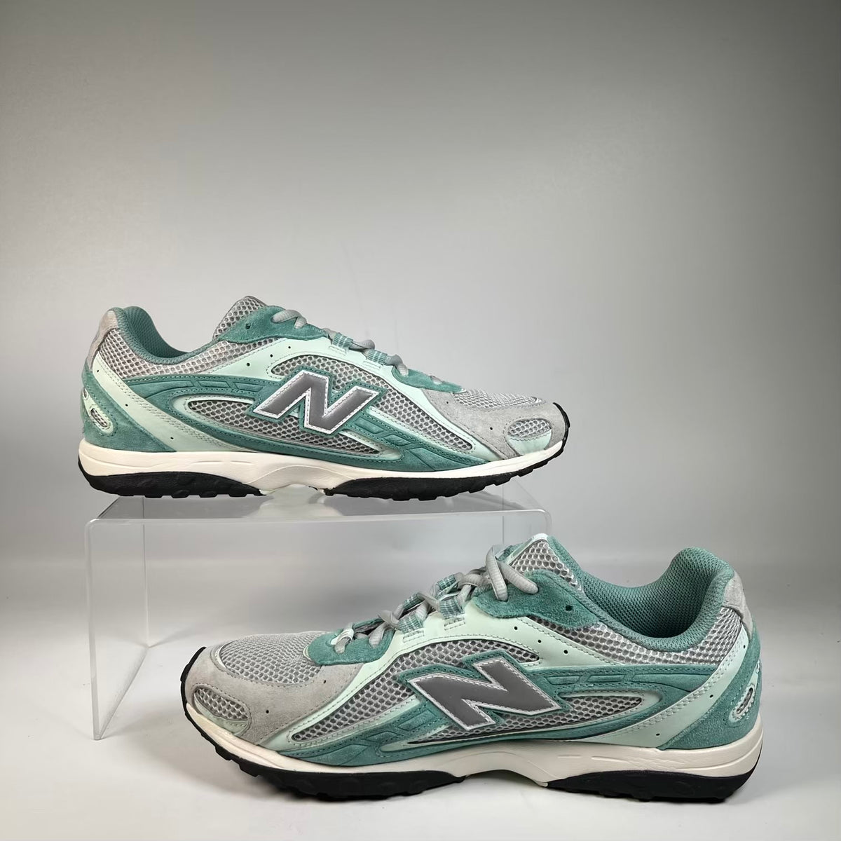 New Balance 240L Kith Green Silver (2025) Size 10.5 USED s23510