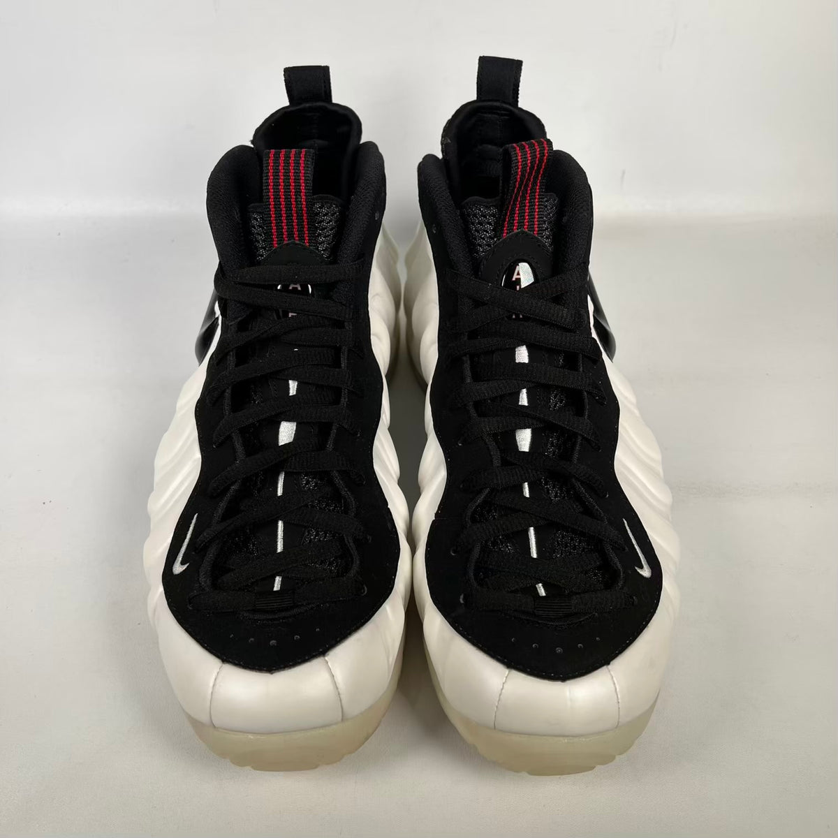 Nike Air Foamposite Pro Pearl (2025) Size 10.5 USED s23735