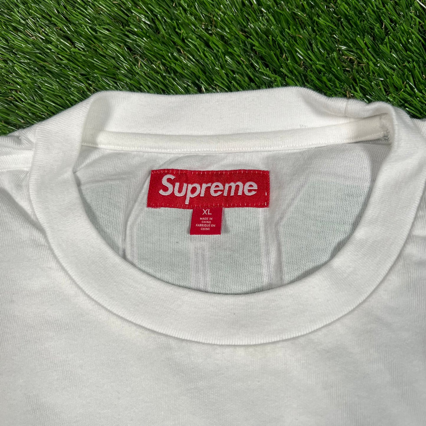 Supreme White Cracked Back Arc Tee (2024) Size XL USED x15867