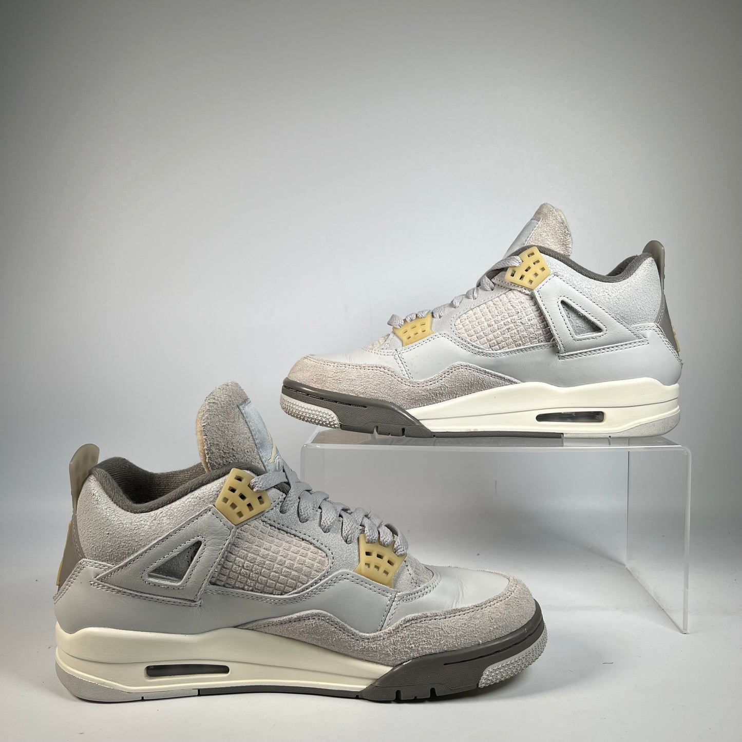Jordan 4 Craft Photon Dust (2023) Size 8.5 USED S21542