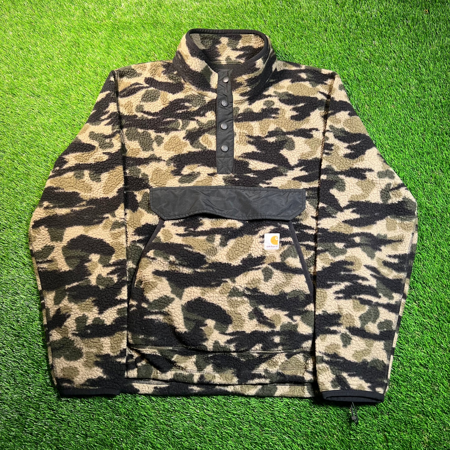Carhartt Sherpa Fleece Green Camo Crewneck Size Large USED v18884