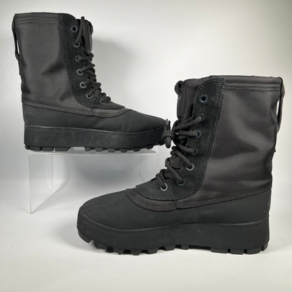 Yeezy 950 Pirate Black (2023) Size 10.5 USED s18768