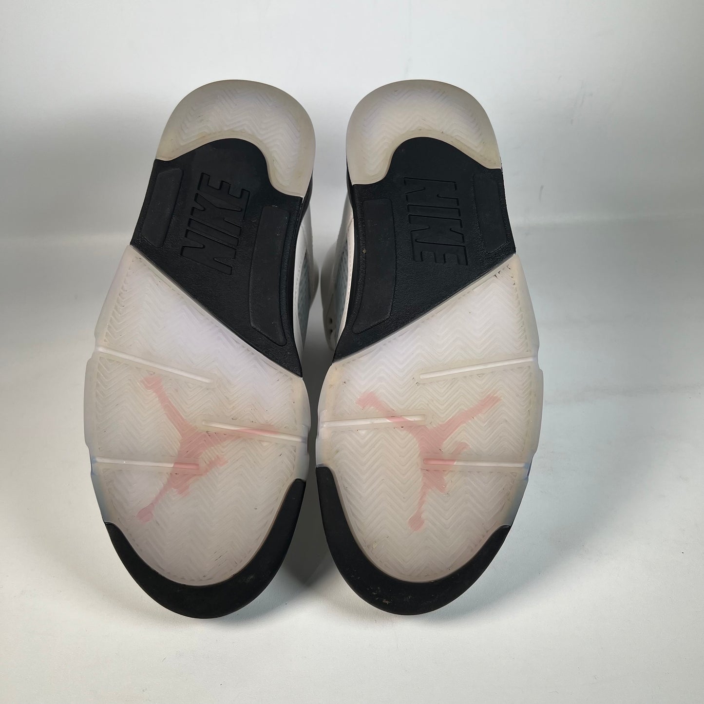 Jordan 5 Medium Soft Pink (2025) Size 10.5 USED s22368