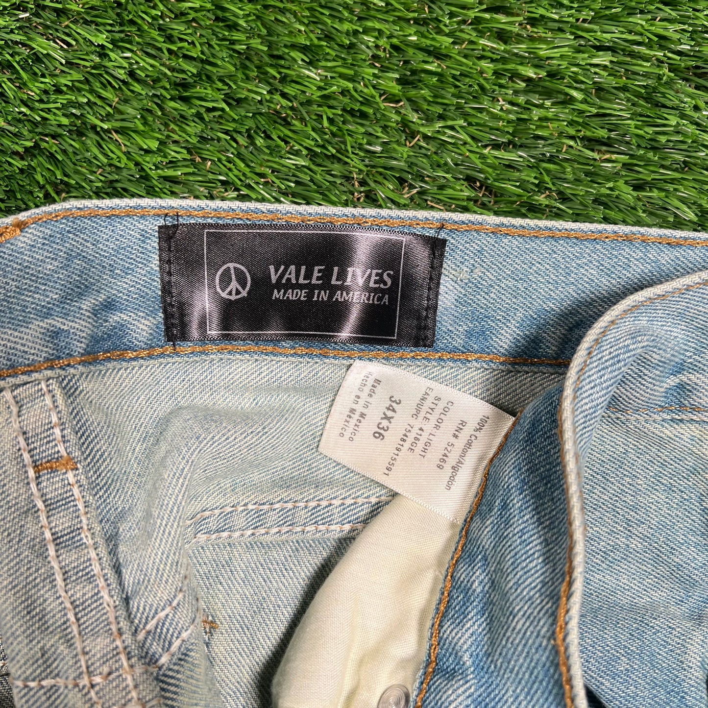 Vale OG Super Stacked Blue Washed Jeans Size 34x36 USED x16380