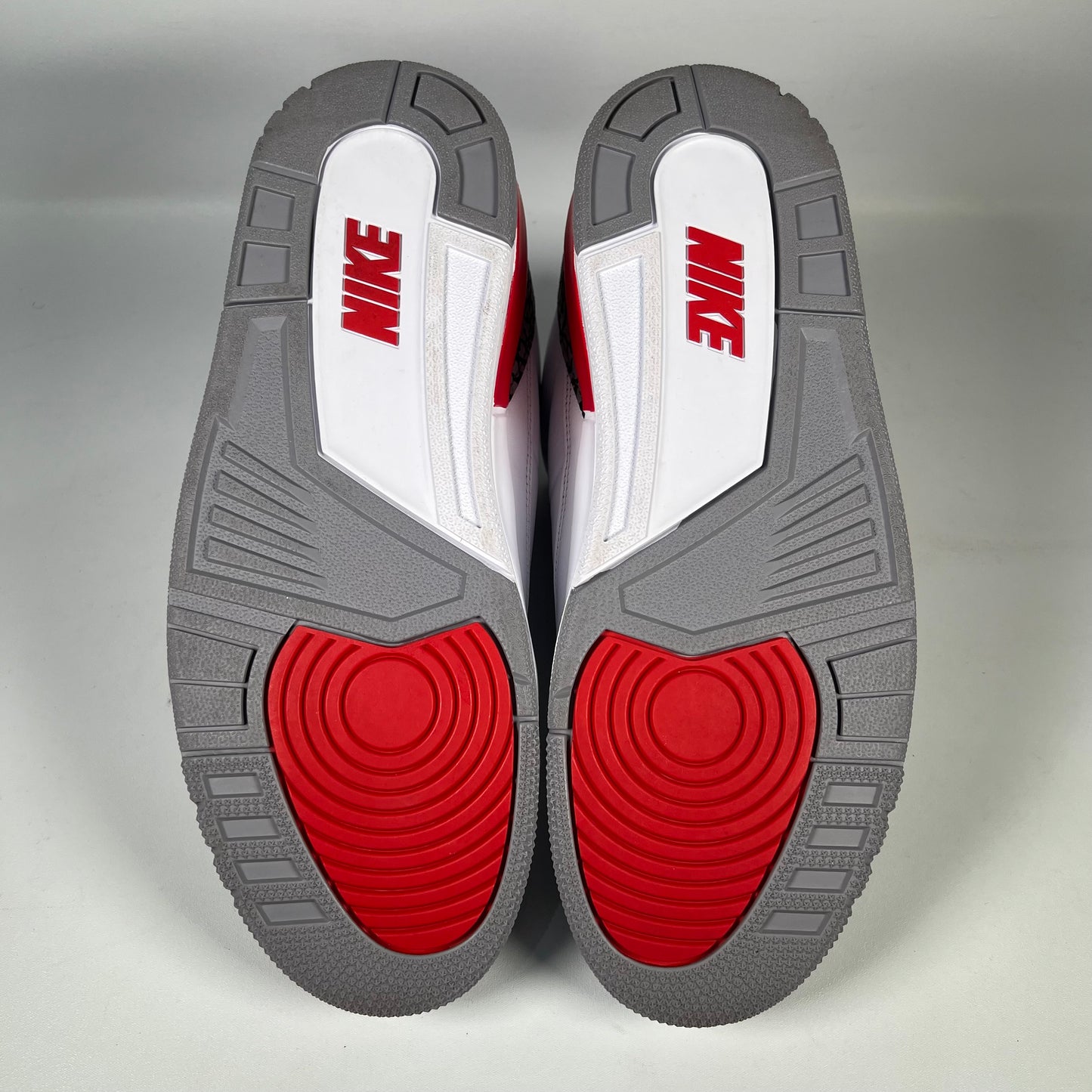 Jordan 3 Fire Red (2022) Size 11 USED s19691