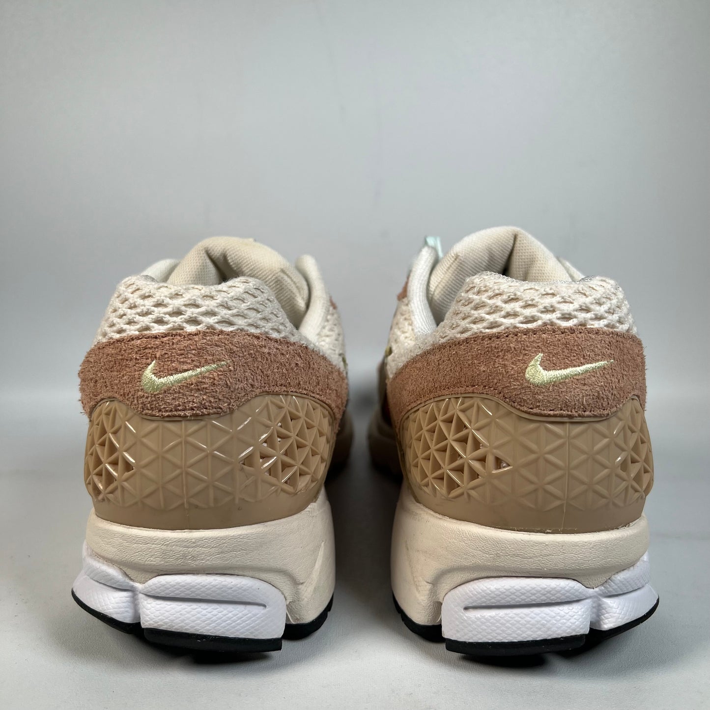 Nike Zoom Vomero 5 Have A Nike Day (2023) Size 11 USED s21975