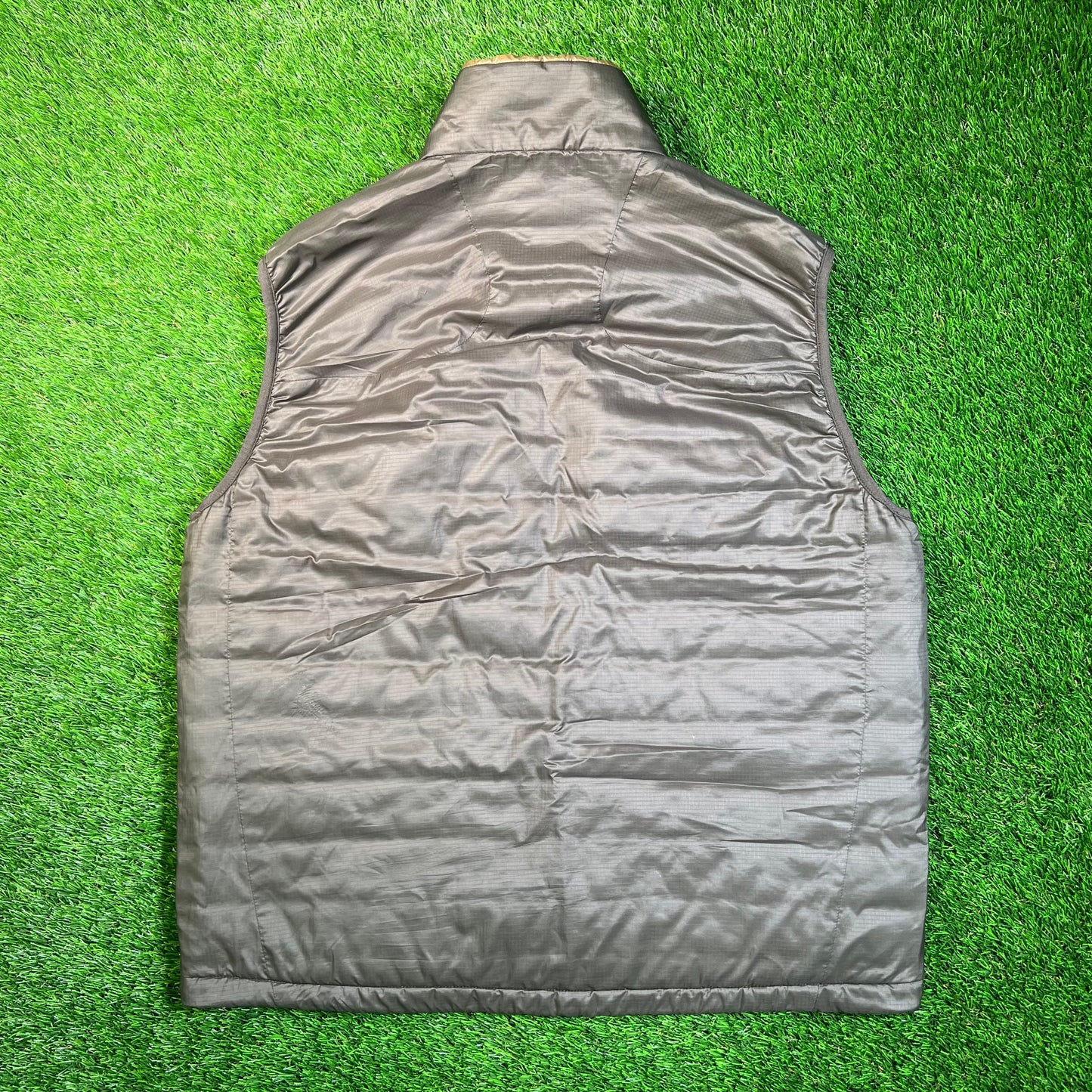 Patagonia Brown MicroDown Vest Size Large USED v18844