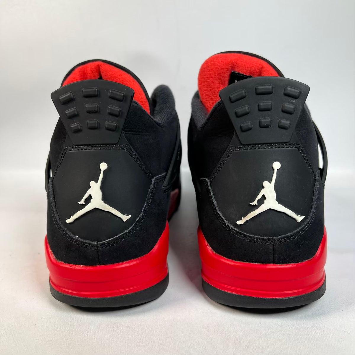 Jordan 4 Red Thunder (2022) Size 11.5 USED s23460