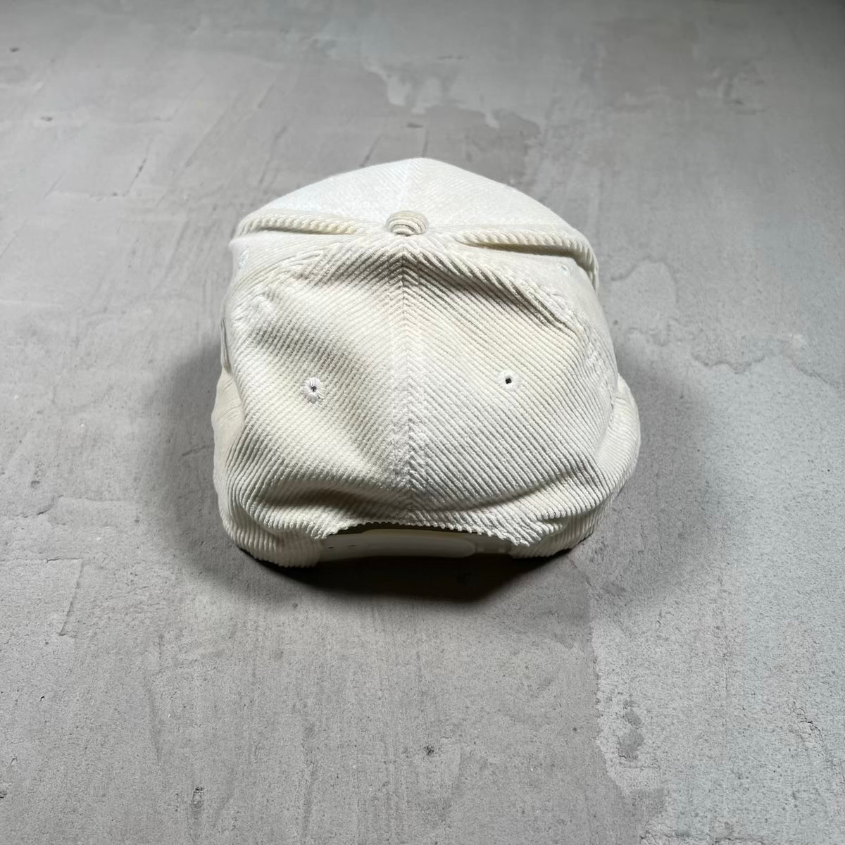 HMDD Detroit White/Navy Corduroy Snap Back Hat USED x18398