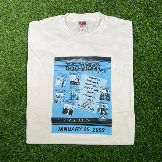 2002 Doo Wopp Radio City White Tee Size Large USED v17419