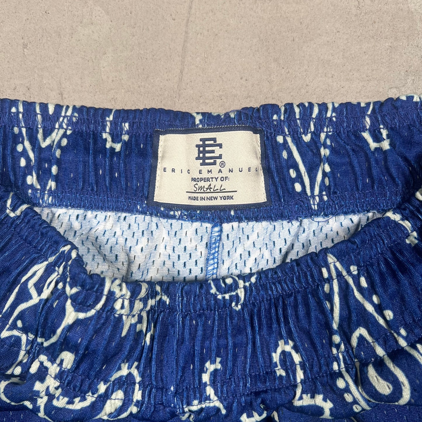 Eric Emanuel Paisley Print Blue Shorts Size Small USED x17190
