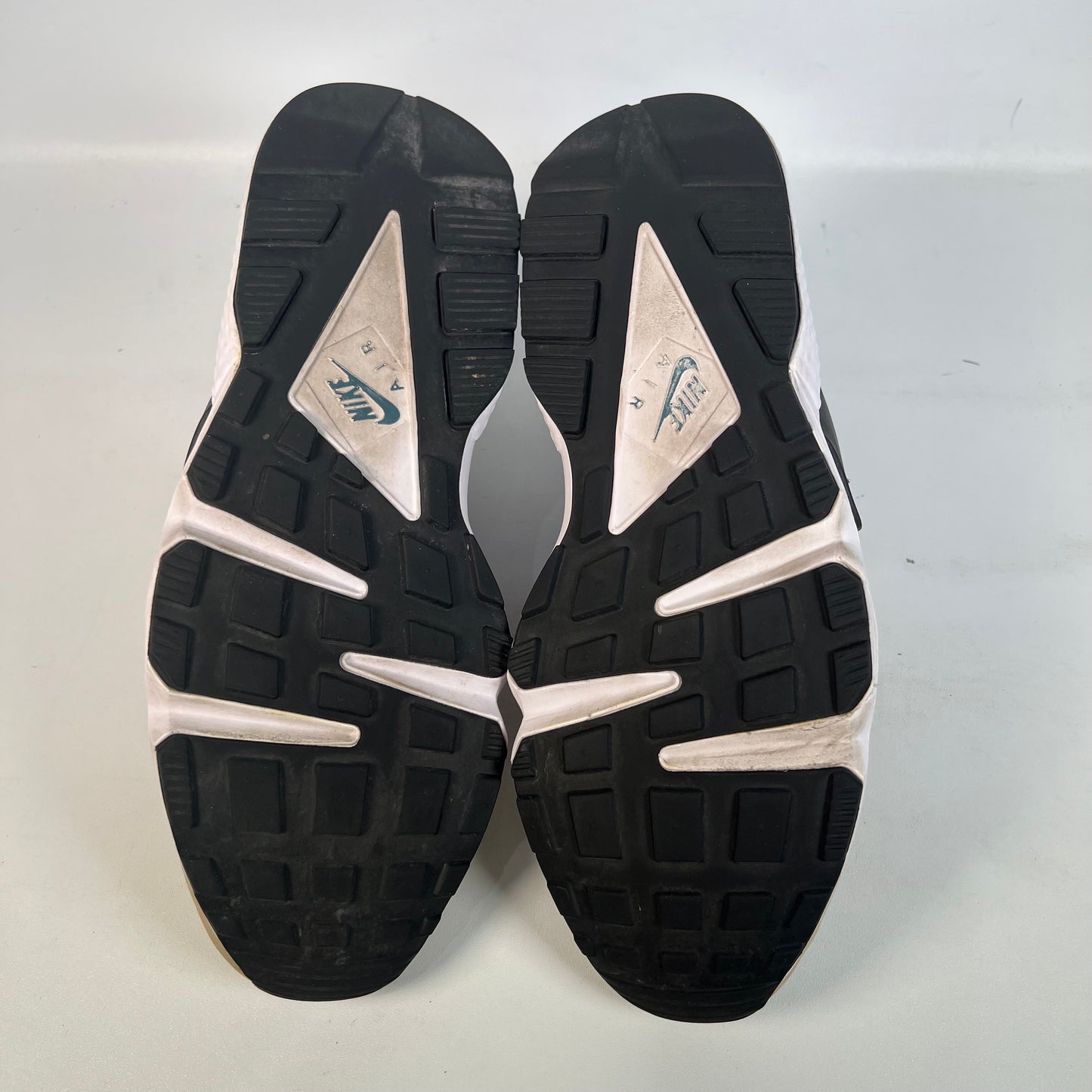 Nike Air Huarache Escape (2021) Size 10.5 USED s22410
