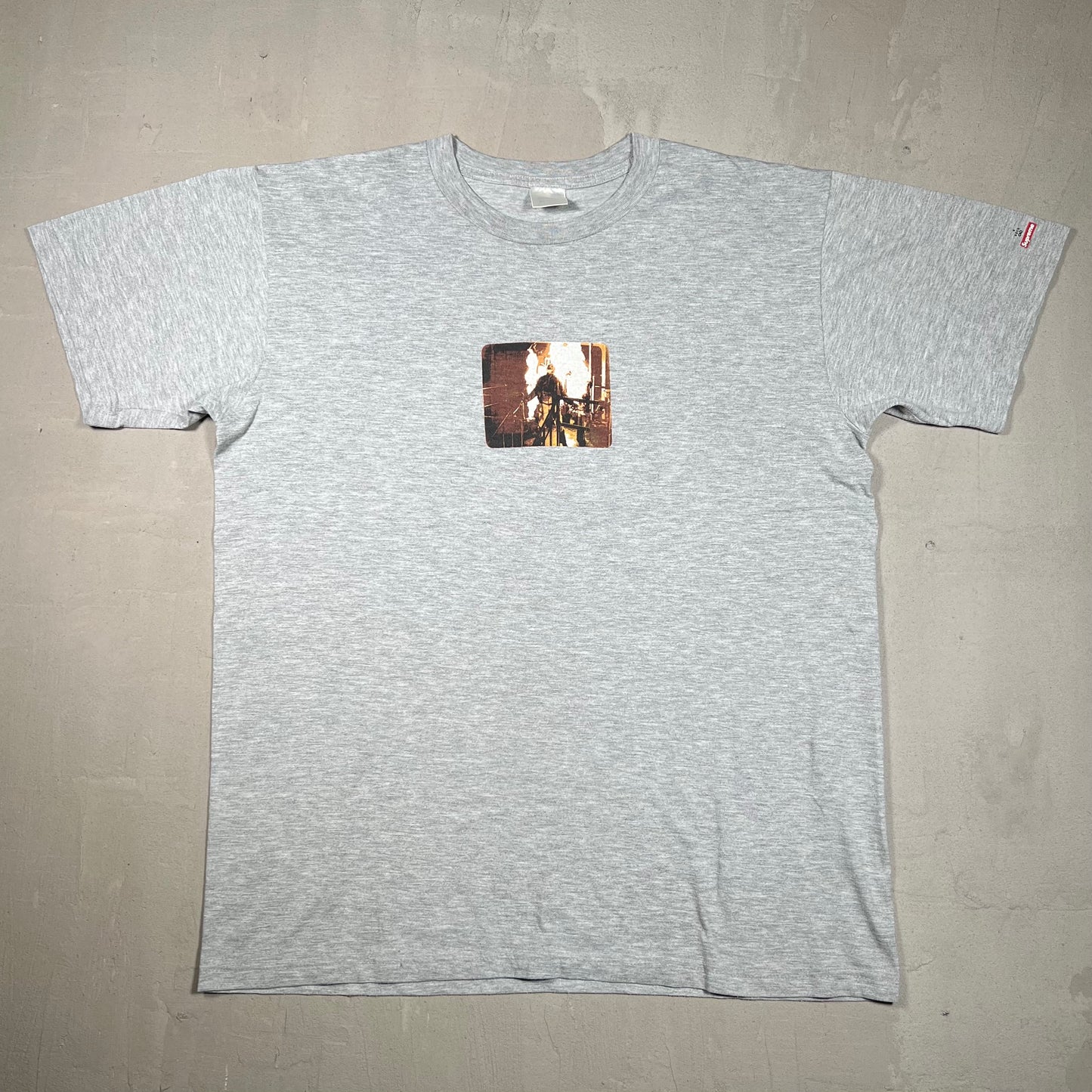 1999 Navy Ssur 'man On Fire Grey Tee Size XL USED x17122