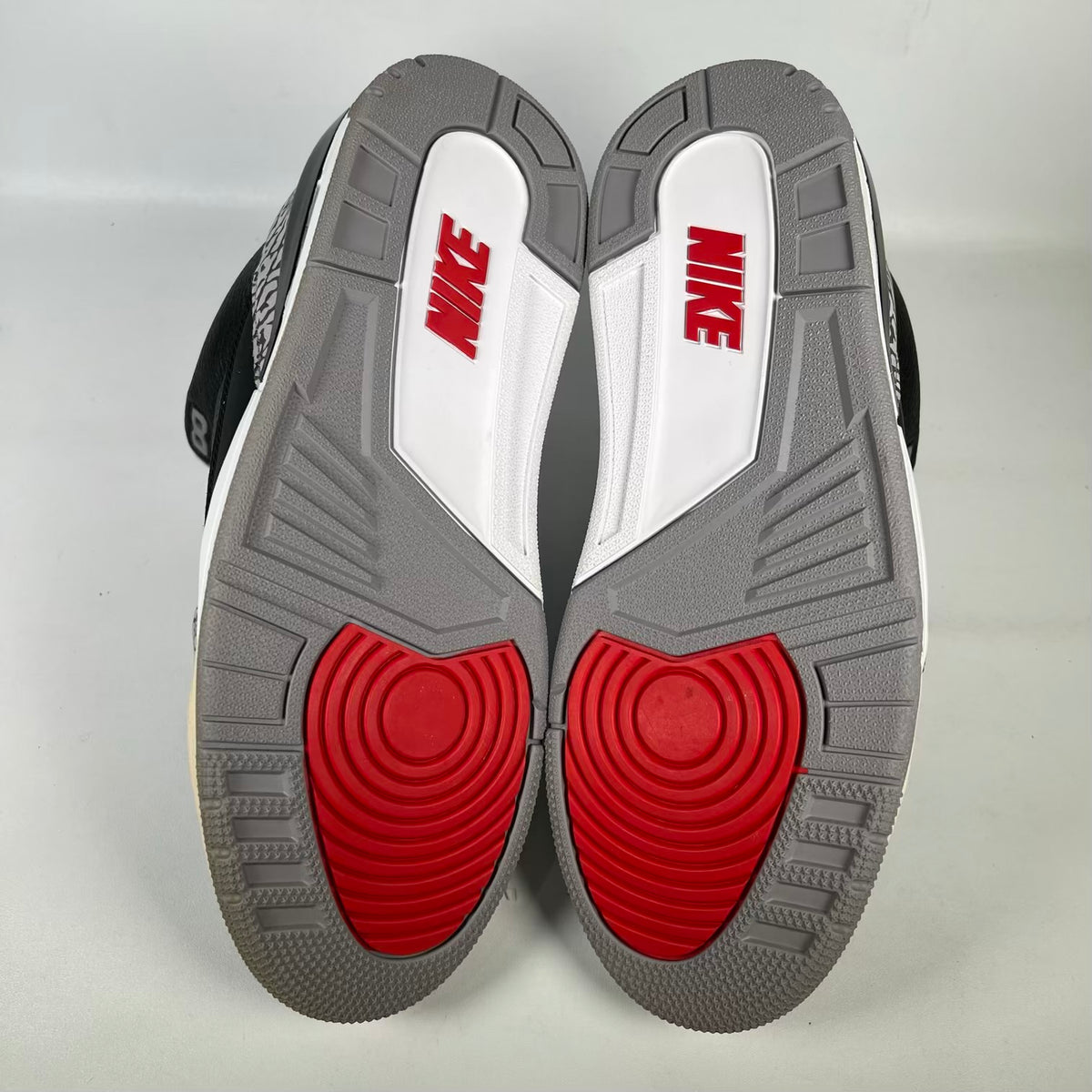 Jordan 3 Black Cement (2018) Size 10.5 NEW s23710